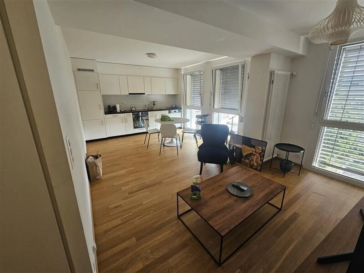 Apartment for rent - Photo 2 of 5