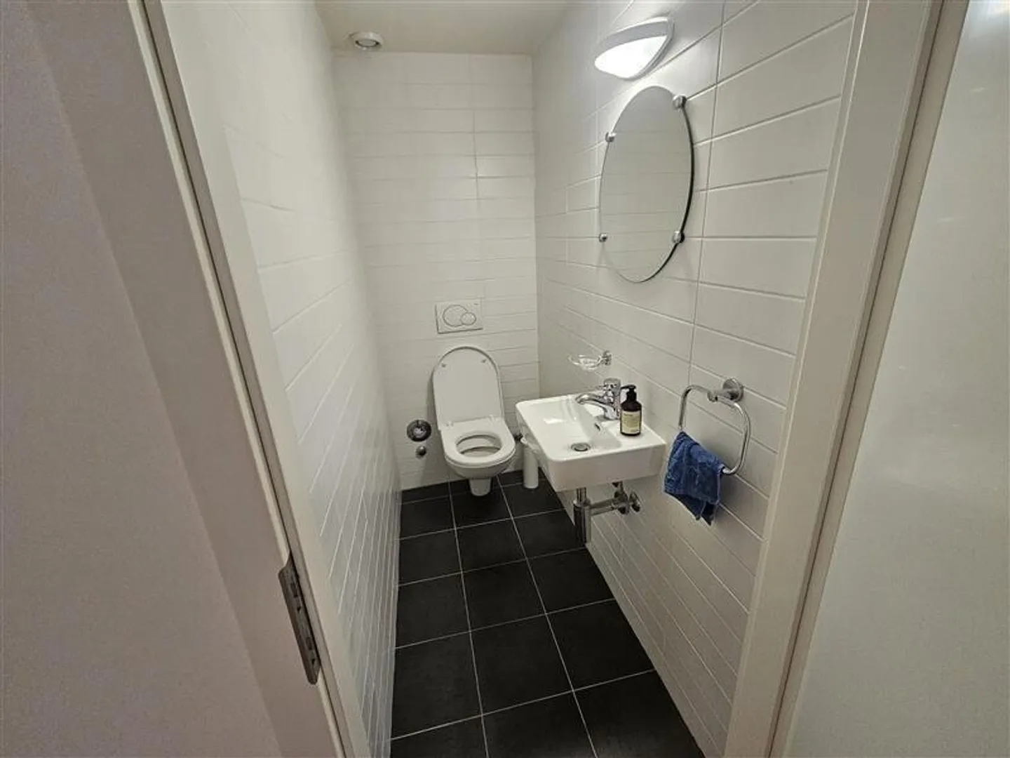 Apartment for rent - Photo 5 of 5