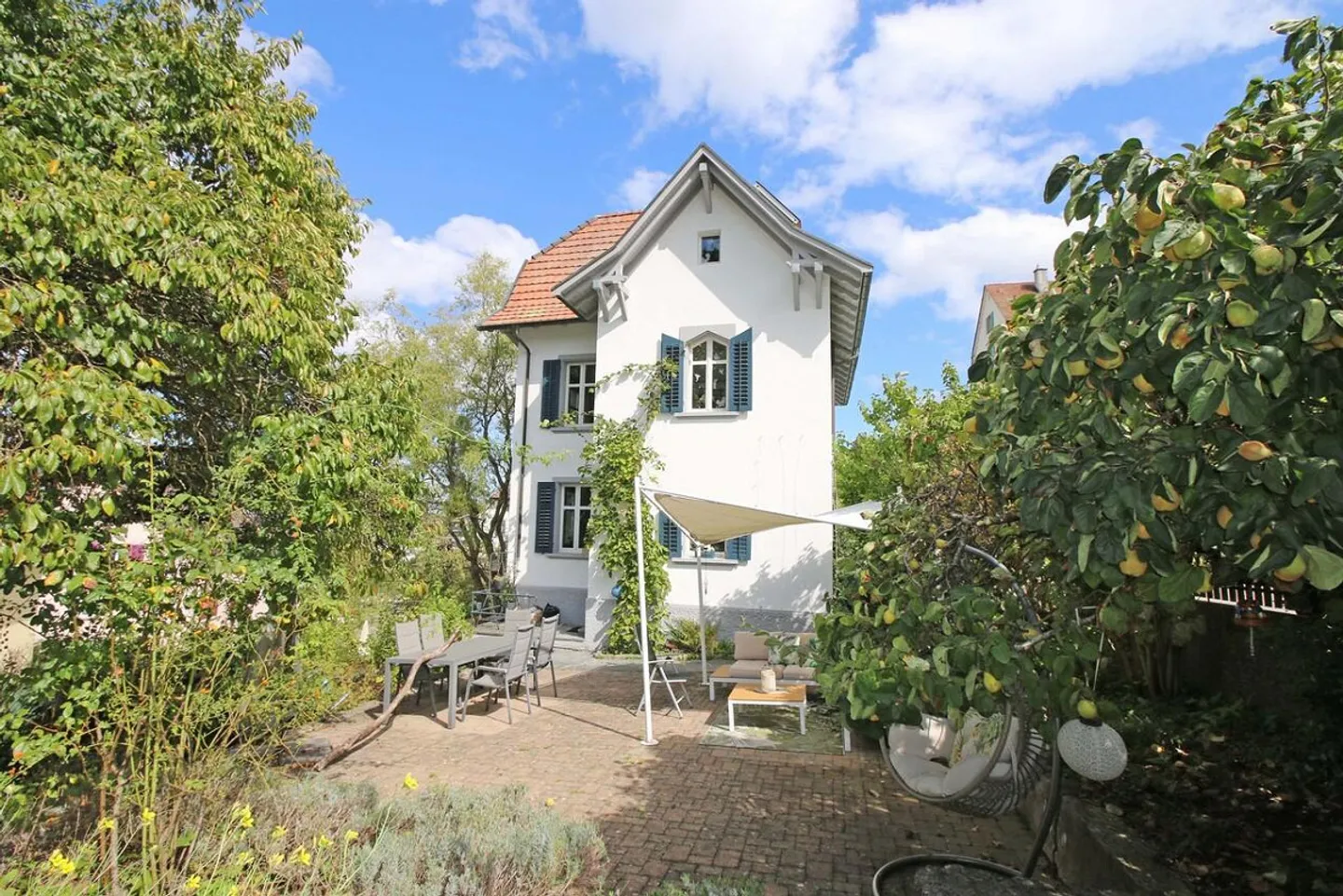 Vielseitiges, stadtnahes Wohn-Juwel  mit lauschigem Garten - Foto 2 von 15