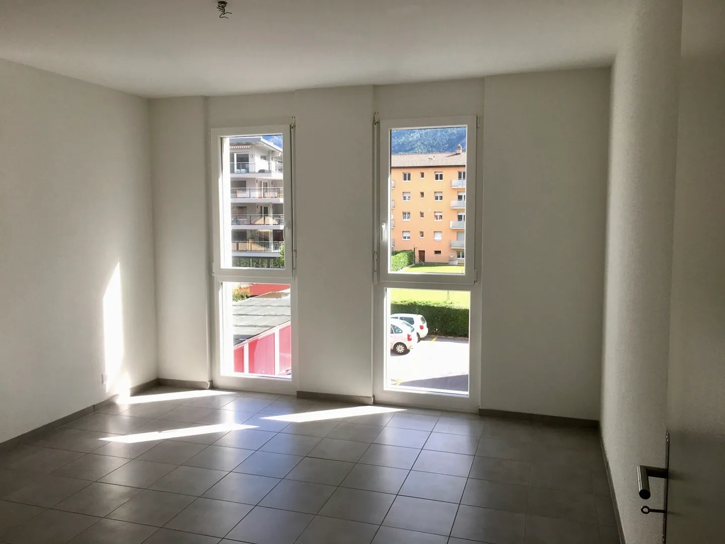 Appartement spacieux de 3,5 pièces au 2ème étage - Photo 3 sur 5