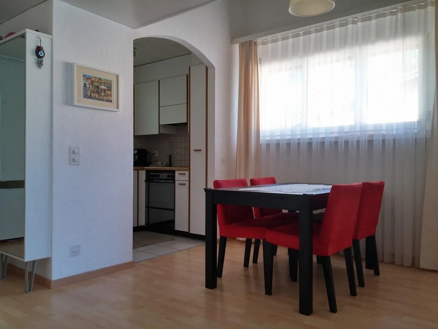 APPARTAMENTO 3.5 LOCALI  IN ZONA SOLEGGIATA CON VISTA LAGO - Foto 6 di 9