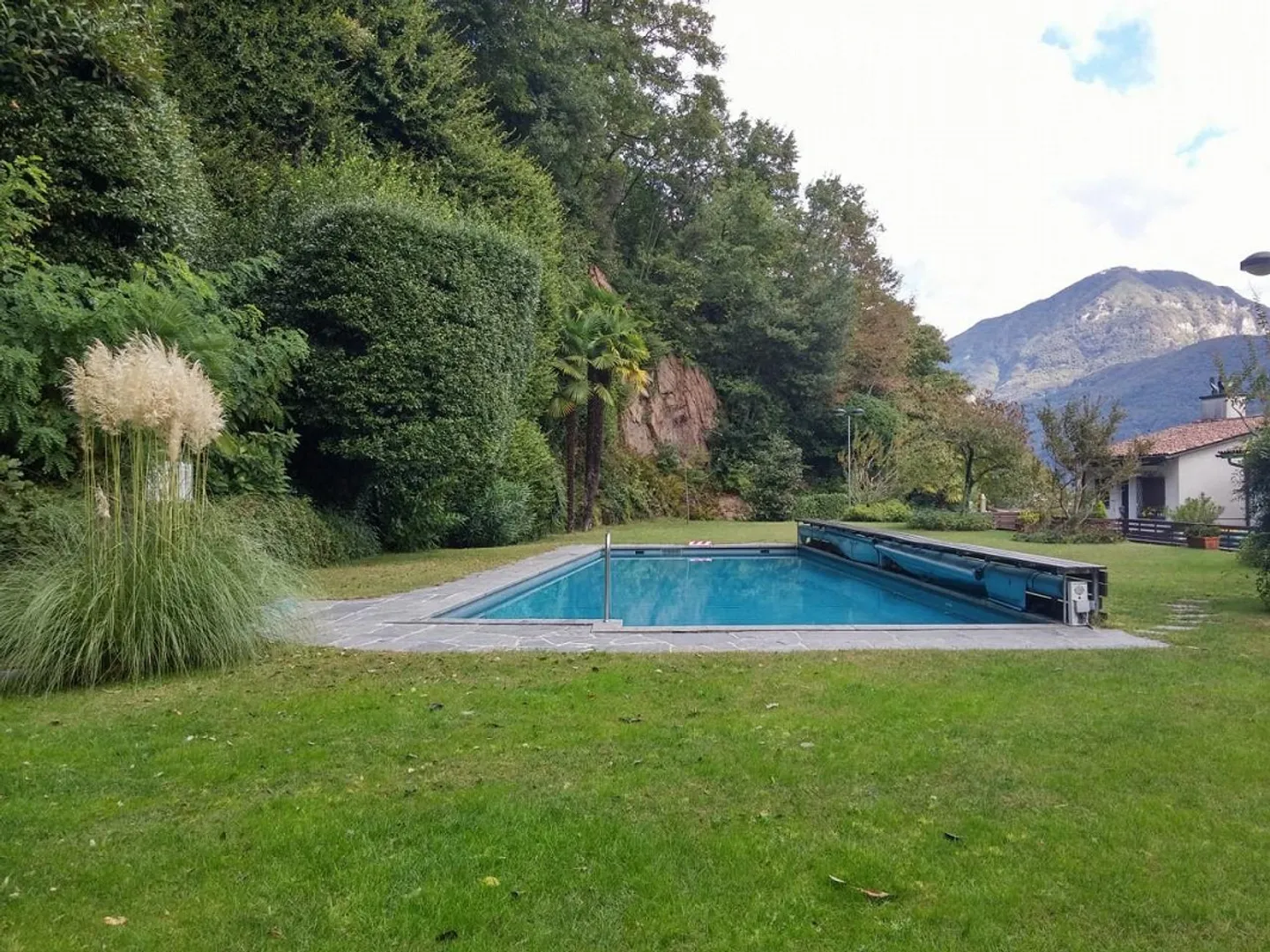 APPARTAMENTO 3.5 LOCALI  IN ZONA SOLEGGIATA CON VISTA LAGO - Foto 7 di 9
