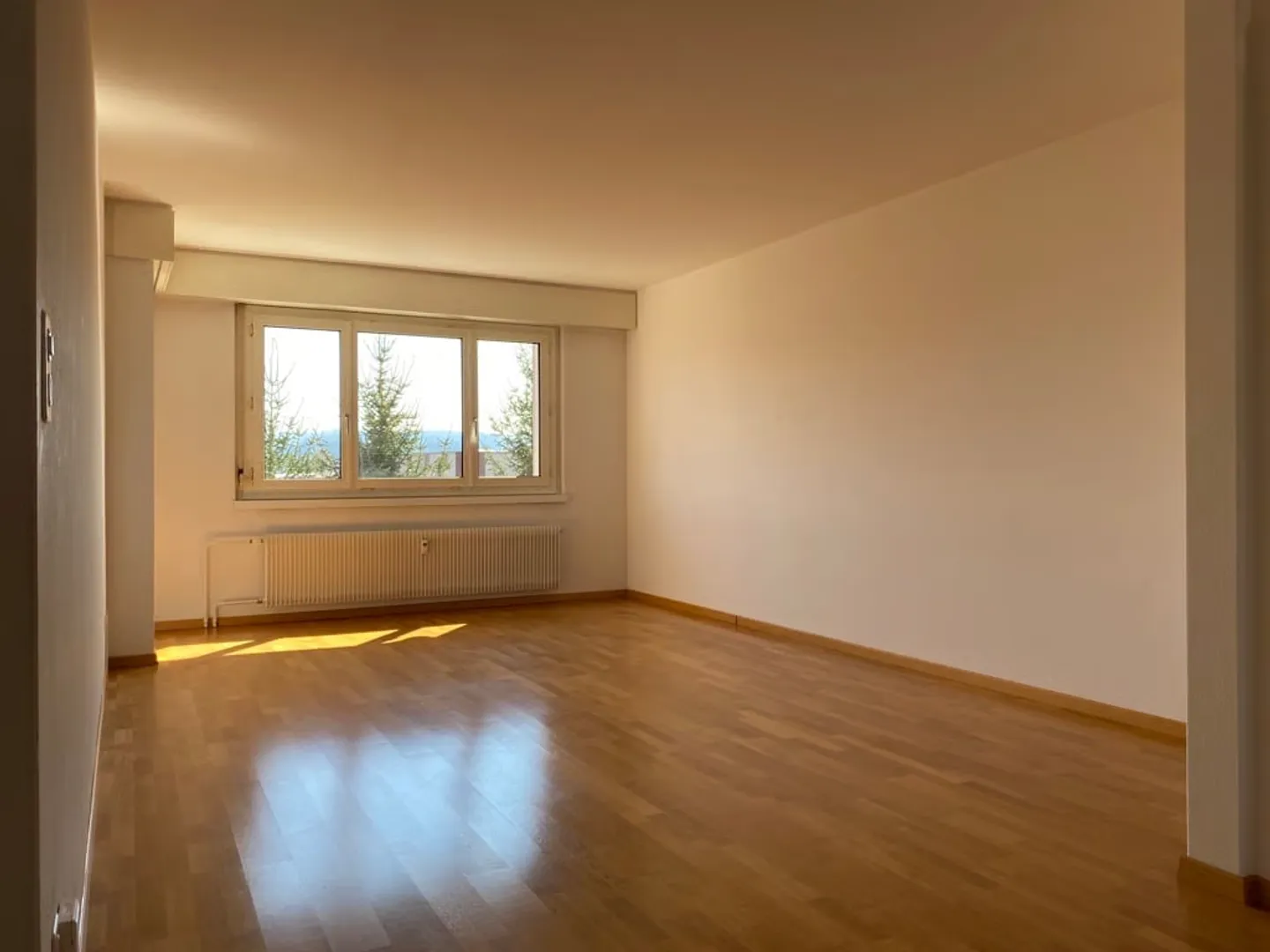 3.5 Zimmerwohnung mit Balkon / 3. OG OHNE Lift - Photo 1 of 5