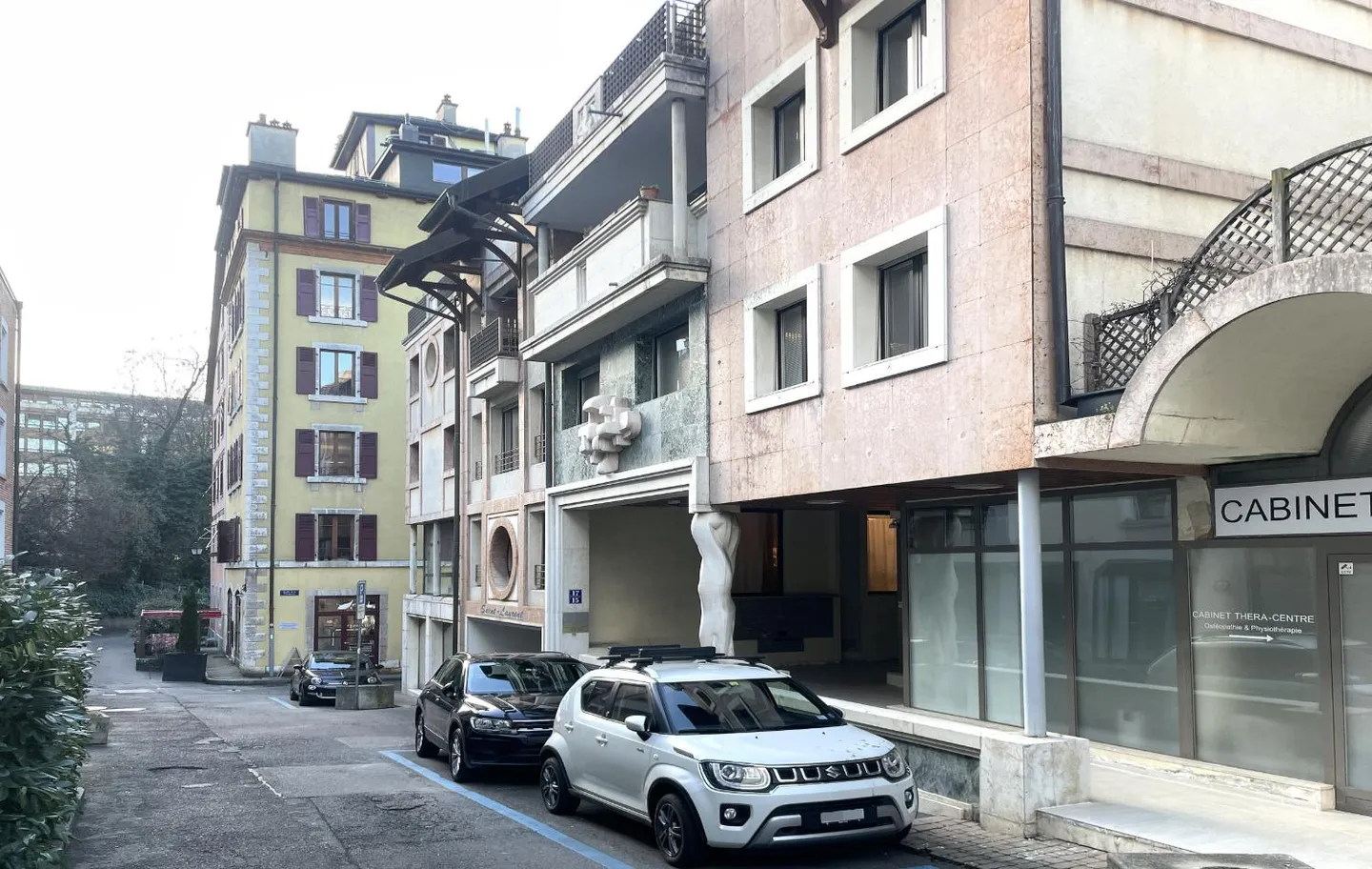 Parking intérieur à Eaux-Vives - Photo 2 sur 3