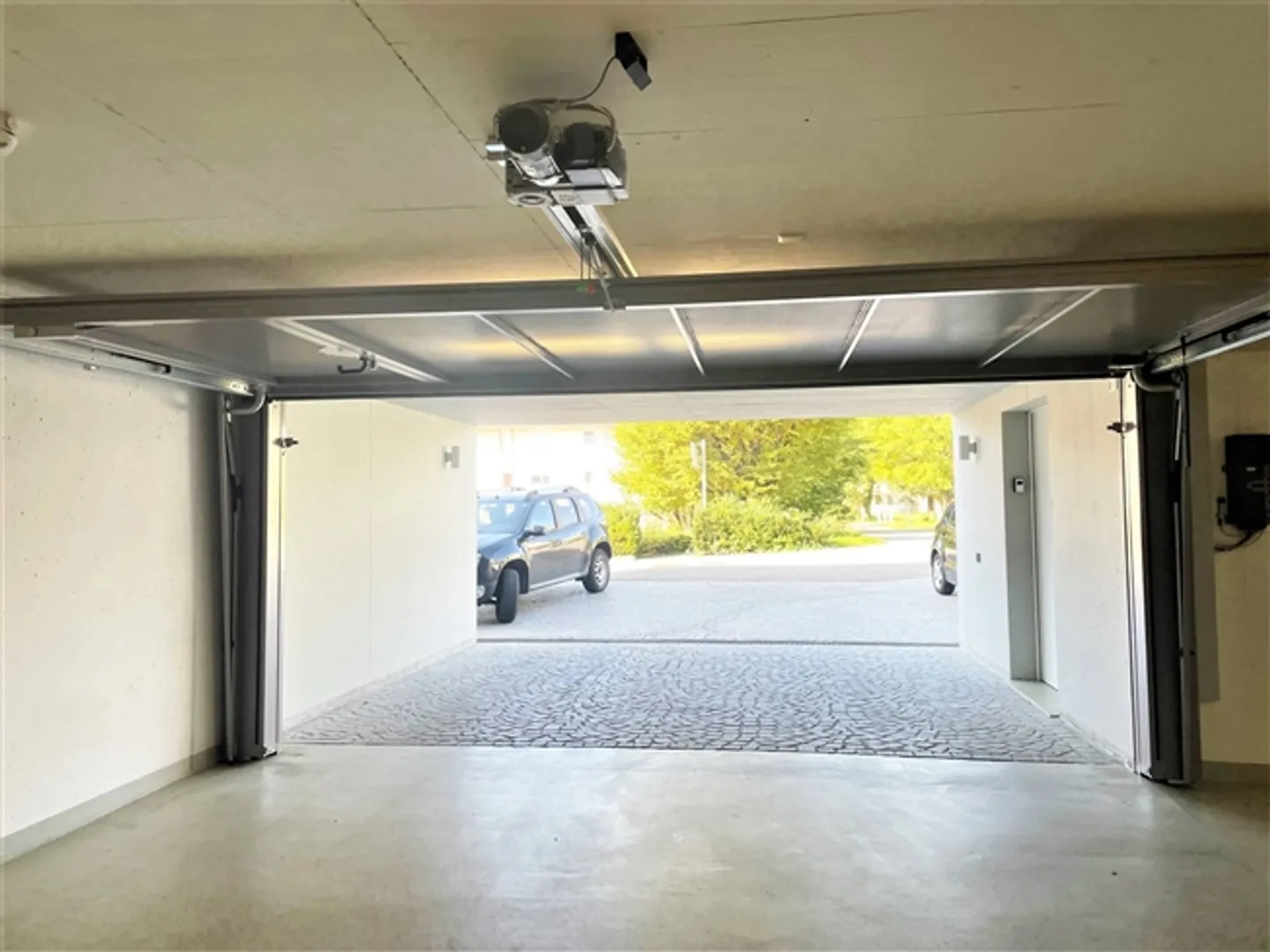 Bella superficie con utilizzi multipli in una residenza di lusso a St-Sulpice - Foto 4 di 7