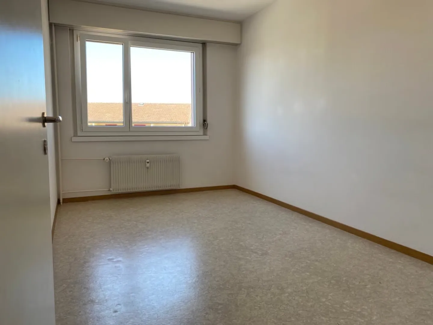 3.5 Zimmerwohnung mit Balkon / 3. OG OHNE Lift - Photo 5 of 5