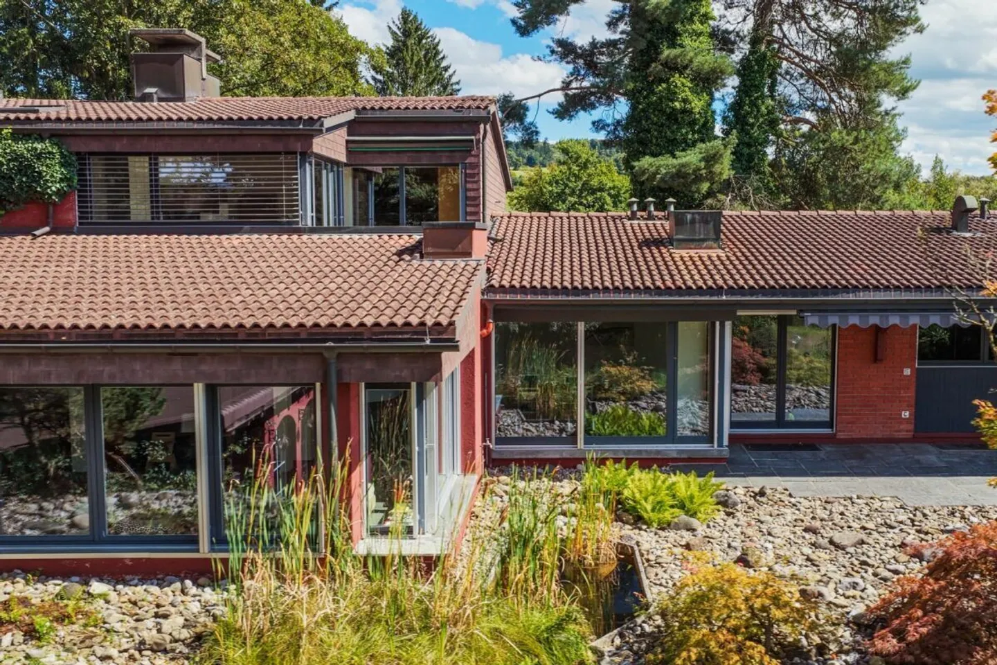 Charmante Villa mit privatem Teich - Foto 14 von 19