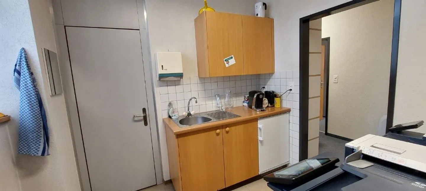 Disponibile ora - 120 m2 di spazio per ufficio, negozio, esposizione, studio - Foto 5 di 6