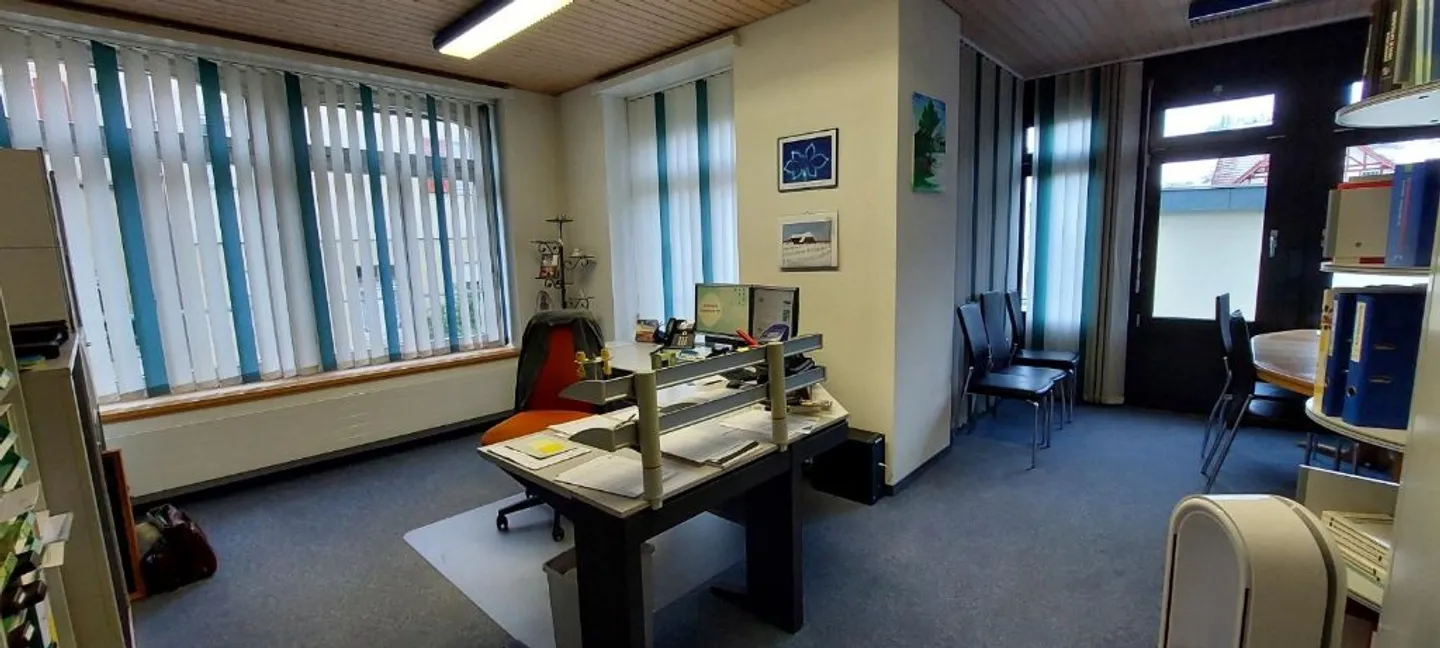 Disponibile ora - 120 m2 di spazio per ufficio, negozio, esposizione, studio - Foto 3 di 6