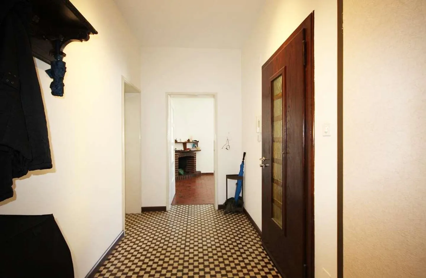 Spacious apartment in a small context with garden - Photo 7 of 10