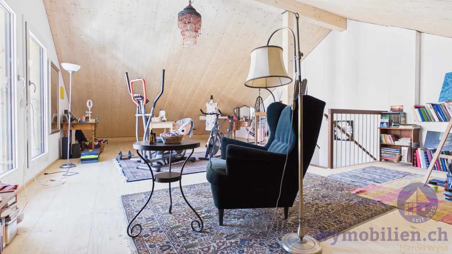 5.5 Room + Converted Attic Room for Atelier, Fitness... - Photo 9 of 14