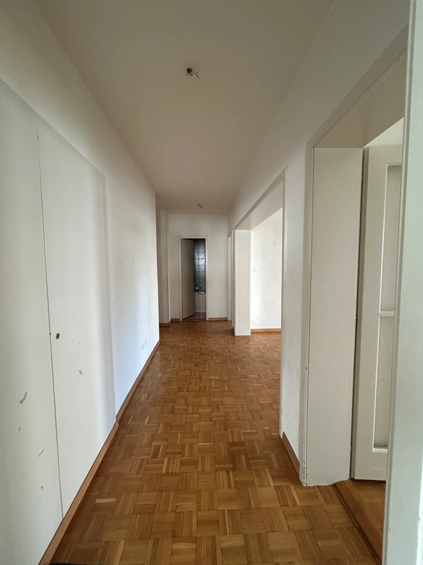 Charming Apartment in Lausanne - Photo 8 of 10