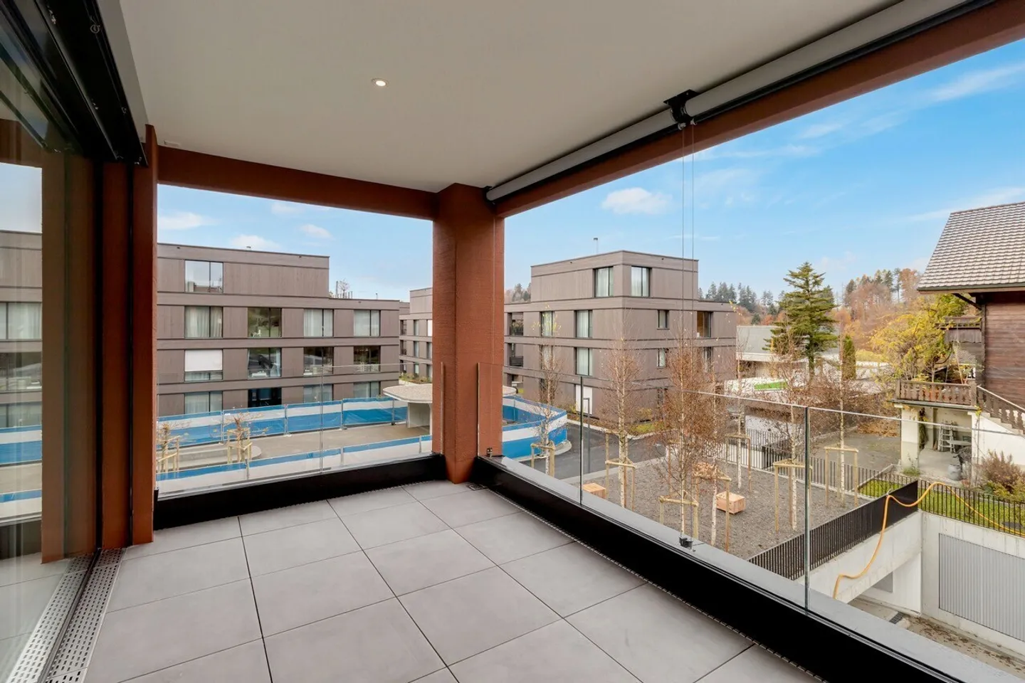 Appartement moderne 5.5 pièces - Photo 2 sur 15