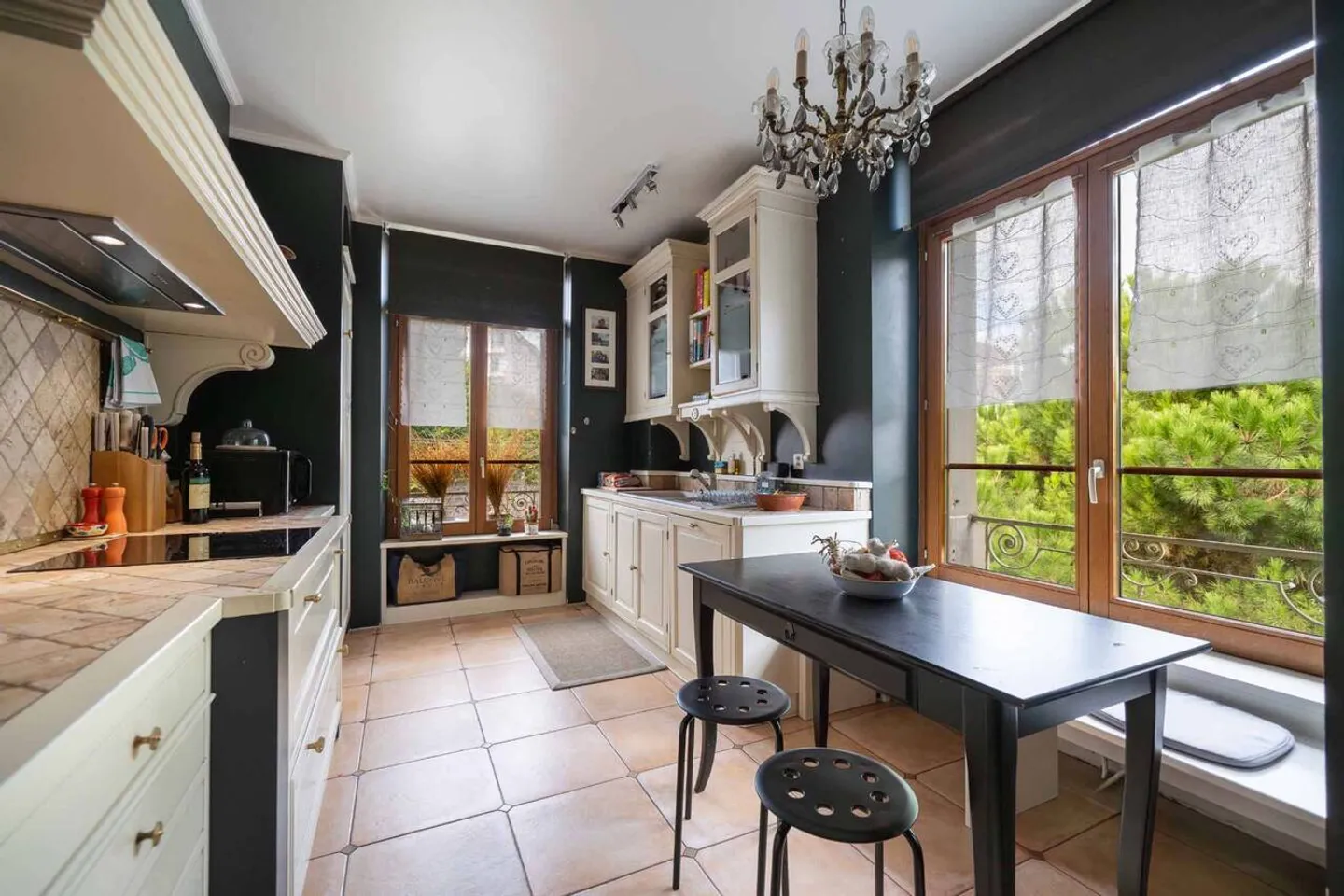 Magnifique appartement de 4,5 pièces avec des normes élevées - Photo 4 sur 9