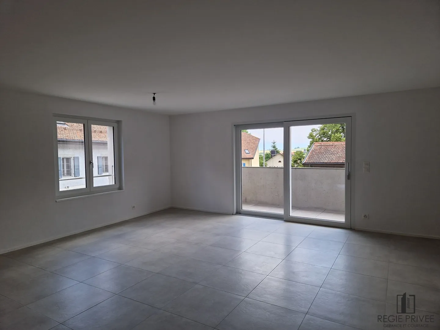 4,5-Zimmer-Wohnung im 1. Stock - Foto 7 von 8