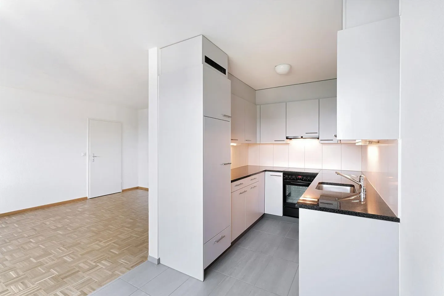 Modernes Apartment in Basel - Foto 2 von 5