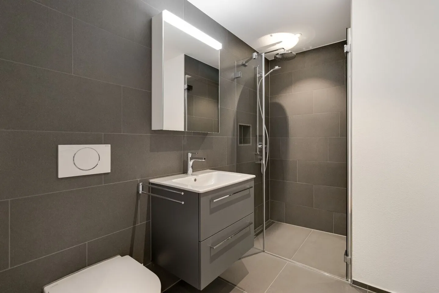 Appartement moderne 5.5 pièces - Photo 7 sur 15