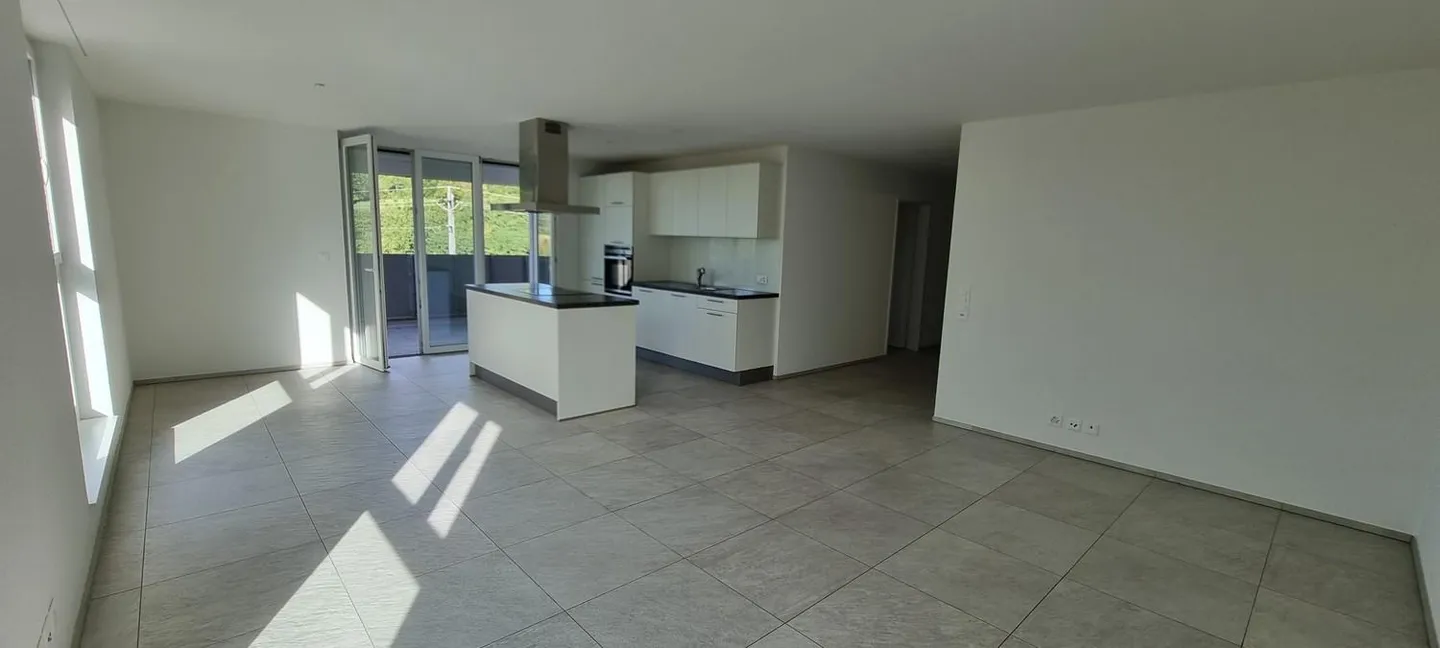 3.5-room apartment with balcony - Photo 4 of 6