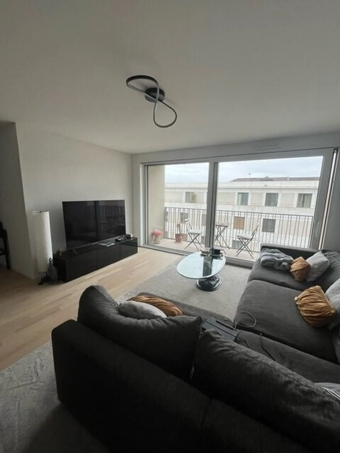 Modern and close to amenities - Photo 1 of 7