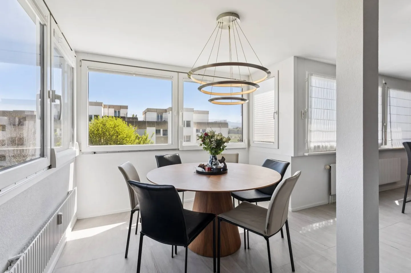 Renoviertes 4,5-Zimmer-Apartment - Foto 4 von 13