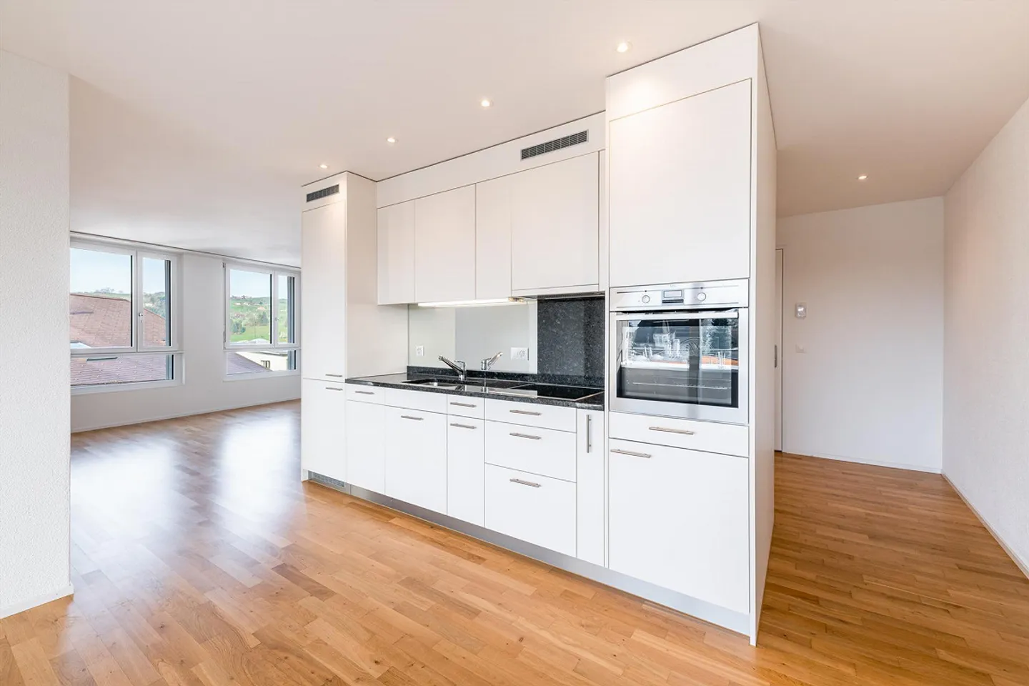 Bella moderna appartamento di 2,5 stanze - Foto 4 di 8