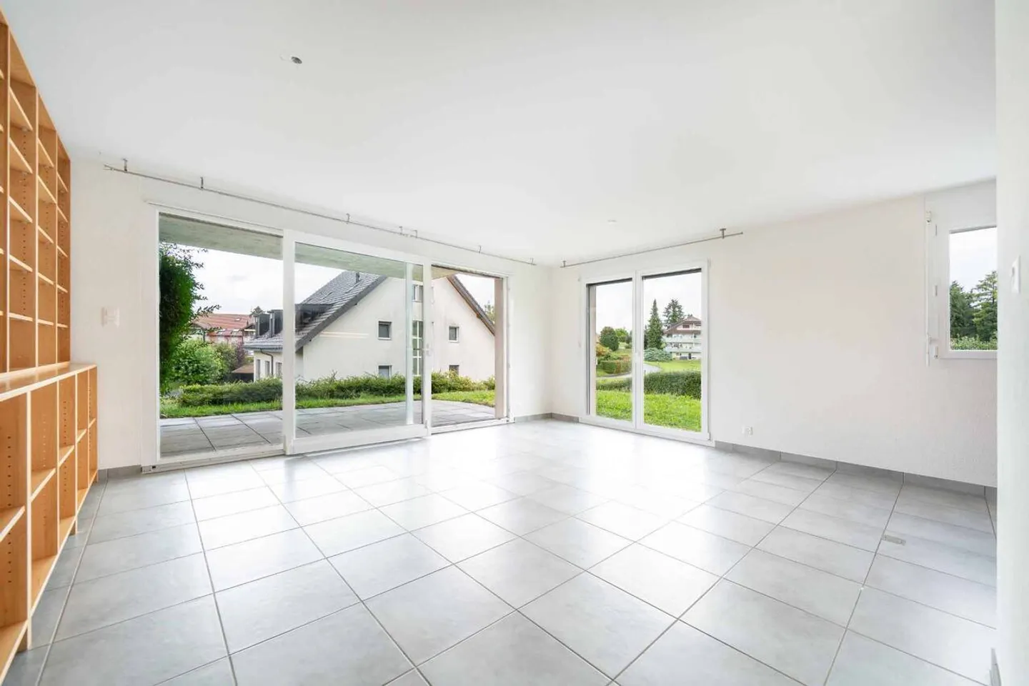 3.5-room apartment with garden in the heart of nature - Photo 4 of 10