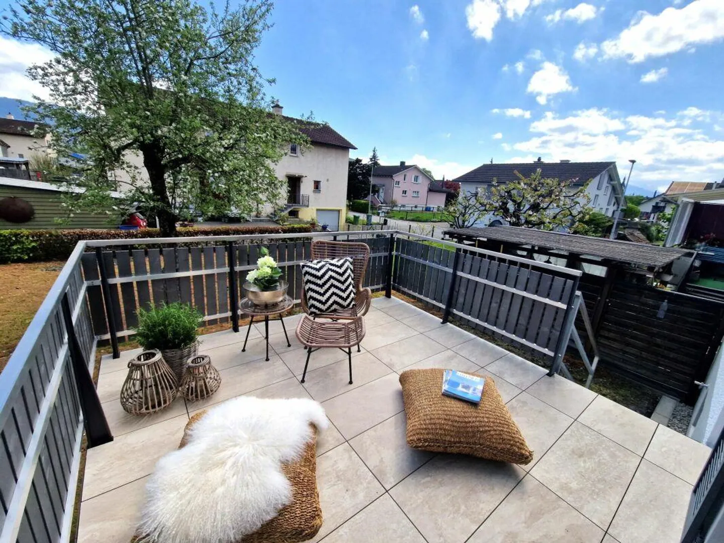 Maison semi-détachée entièrement rénovée dans un emplacement idyllique et calme à Widnau - Photo 1 sur 12