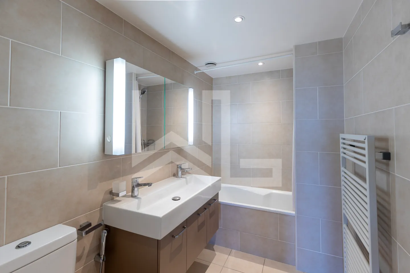Villa Elegante con Vista Lago - Foto 12 di 16
