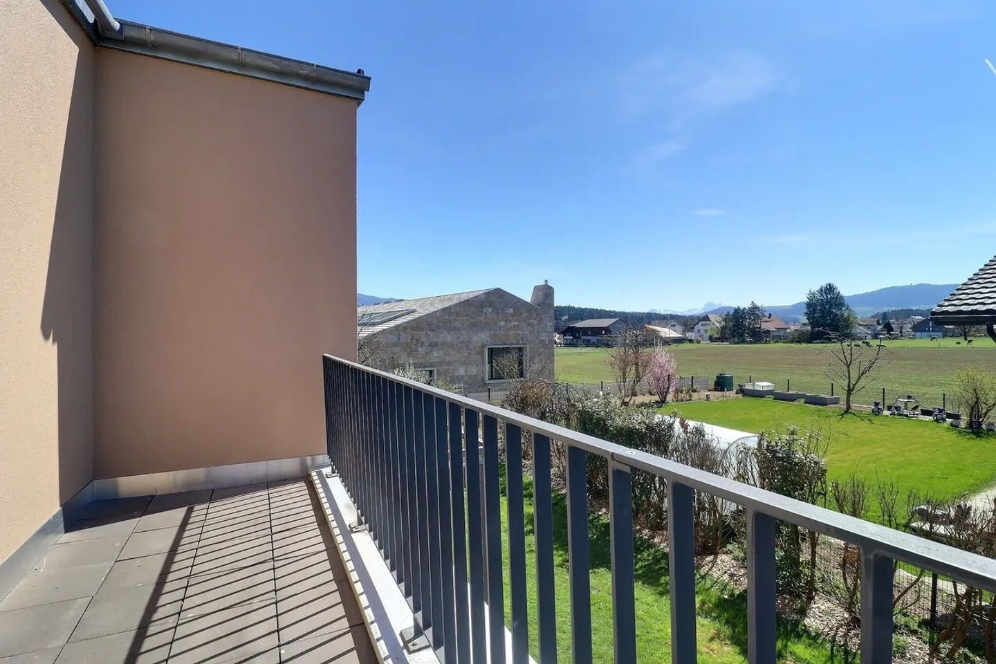 Casa singola in affitto - Foto 8 di 16