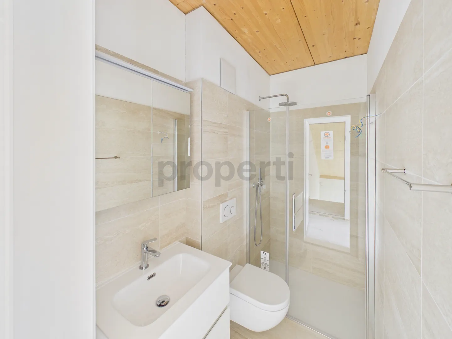 Appartement spacieux, entièrement rénové ! - Photo 8 sur 11