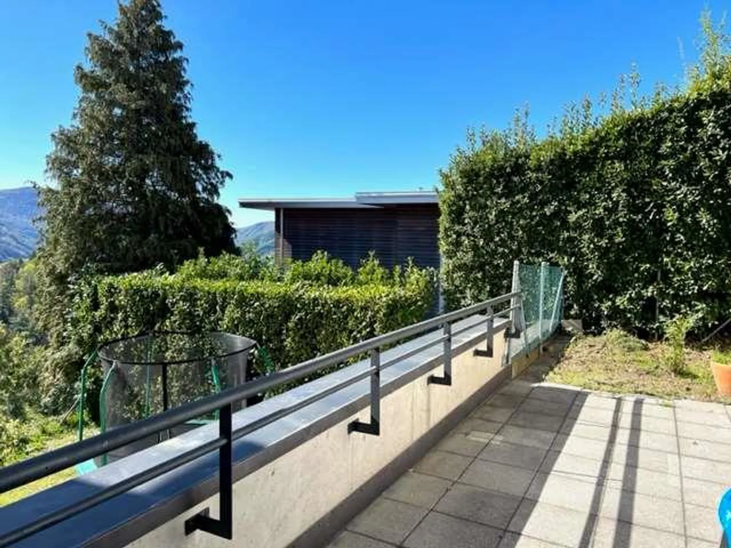 Appartamento elegante con vista sul lago - Foto 6 di 13
