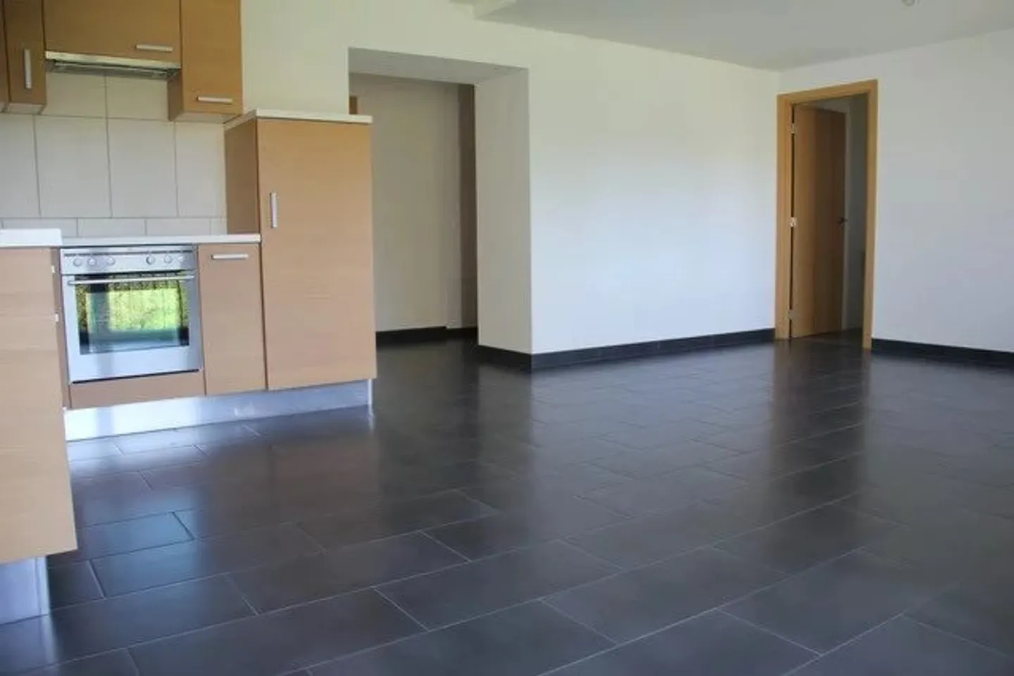 3,5-Zimmer-Wohnung im 3. Stock - Foto 3 von 8