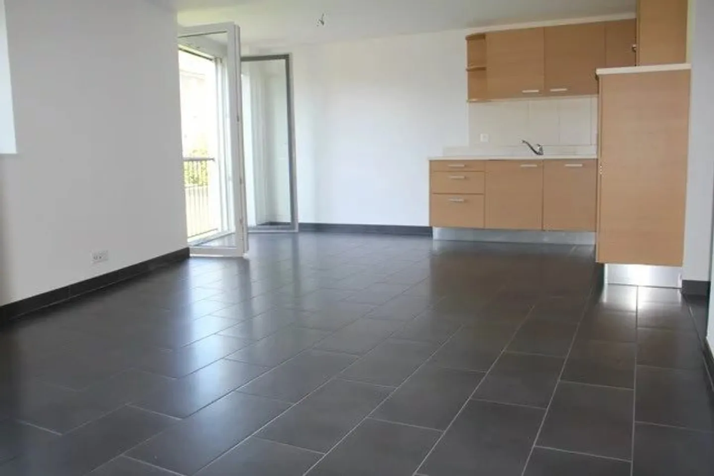 3,5-Zimmer-Wohnung im 3. Stock - Foto 4 von 8