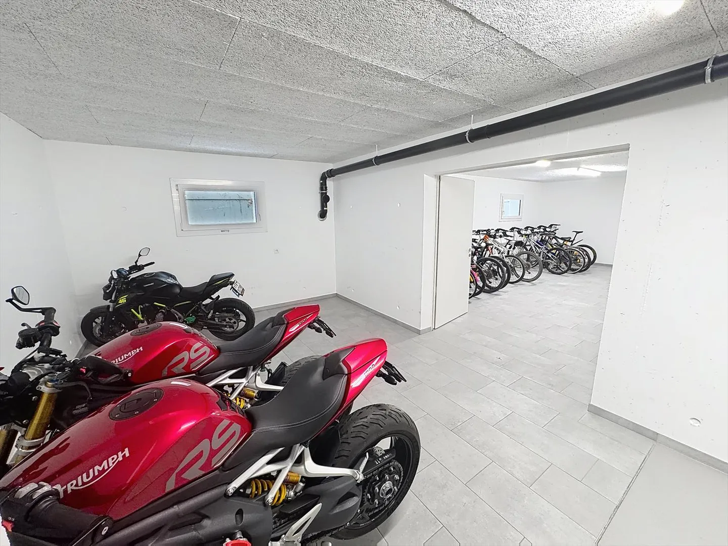 Place ouverte - Photo 3 sur 4