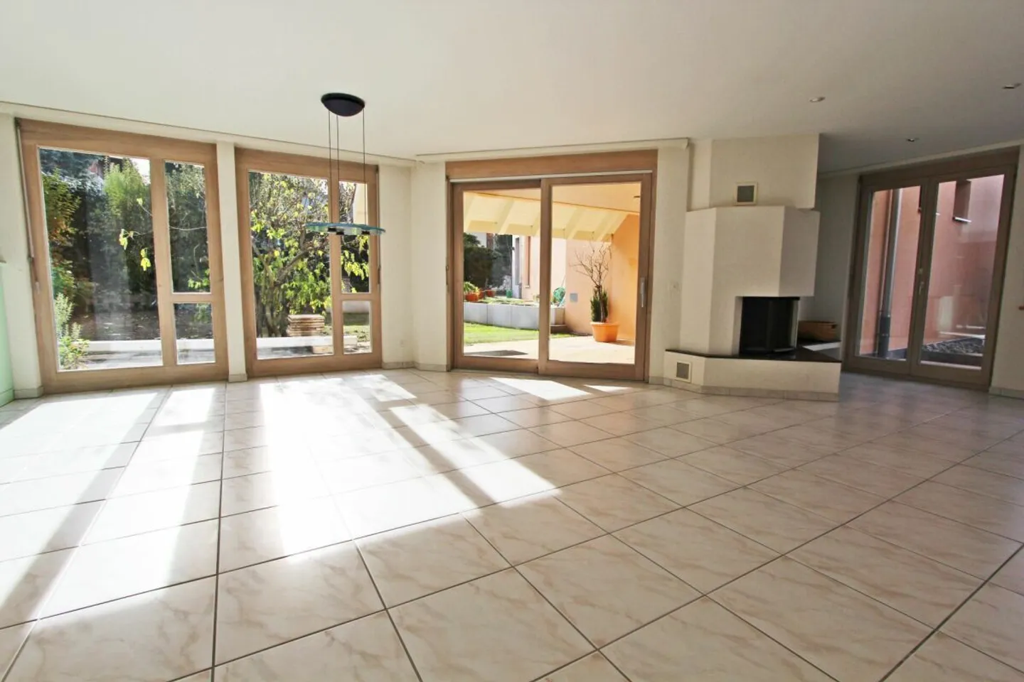 Casa singola in vendita - Foto 2 di 16