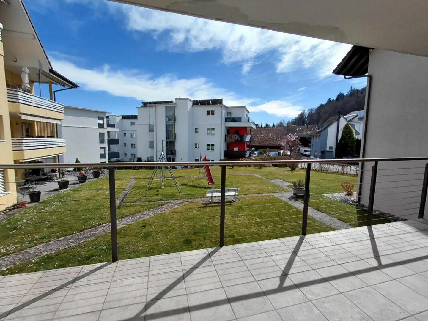 Accogliente appartamento di 4 1/2 locali in posizione tranquilla - Foto 1 di 8