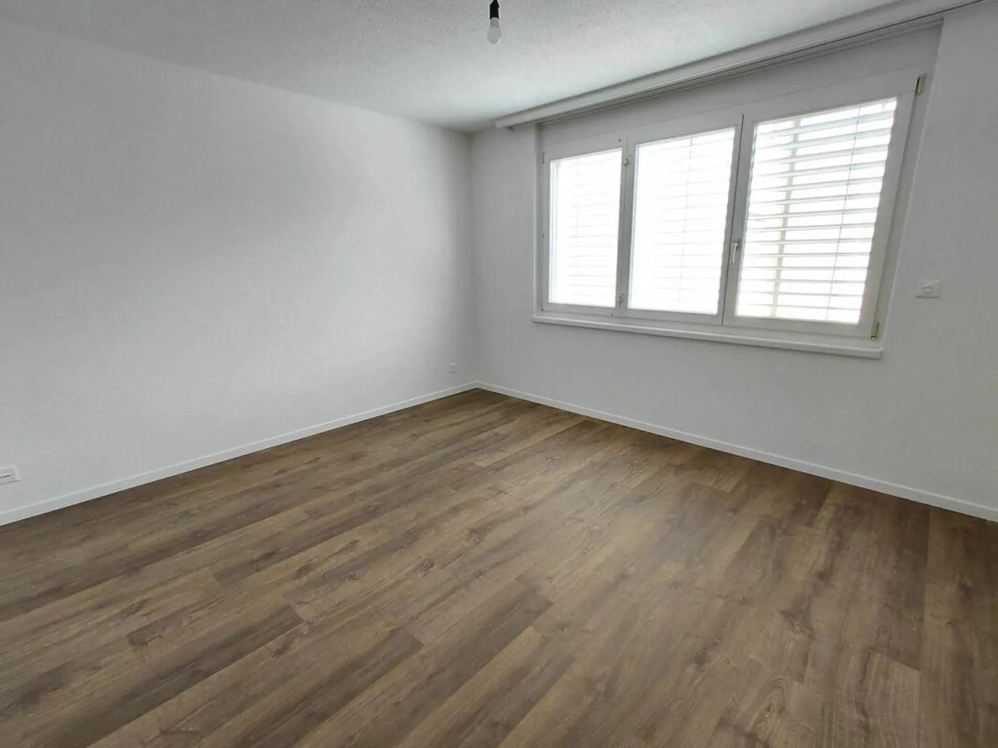 Accogliente appartamento di 4 1/2 locali in posizione tranquilla - Foto 5 di 8