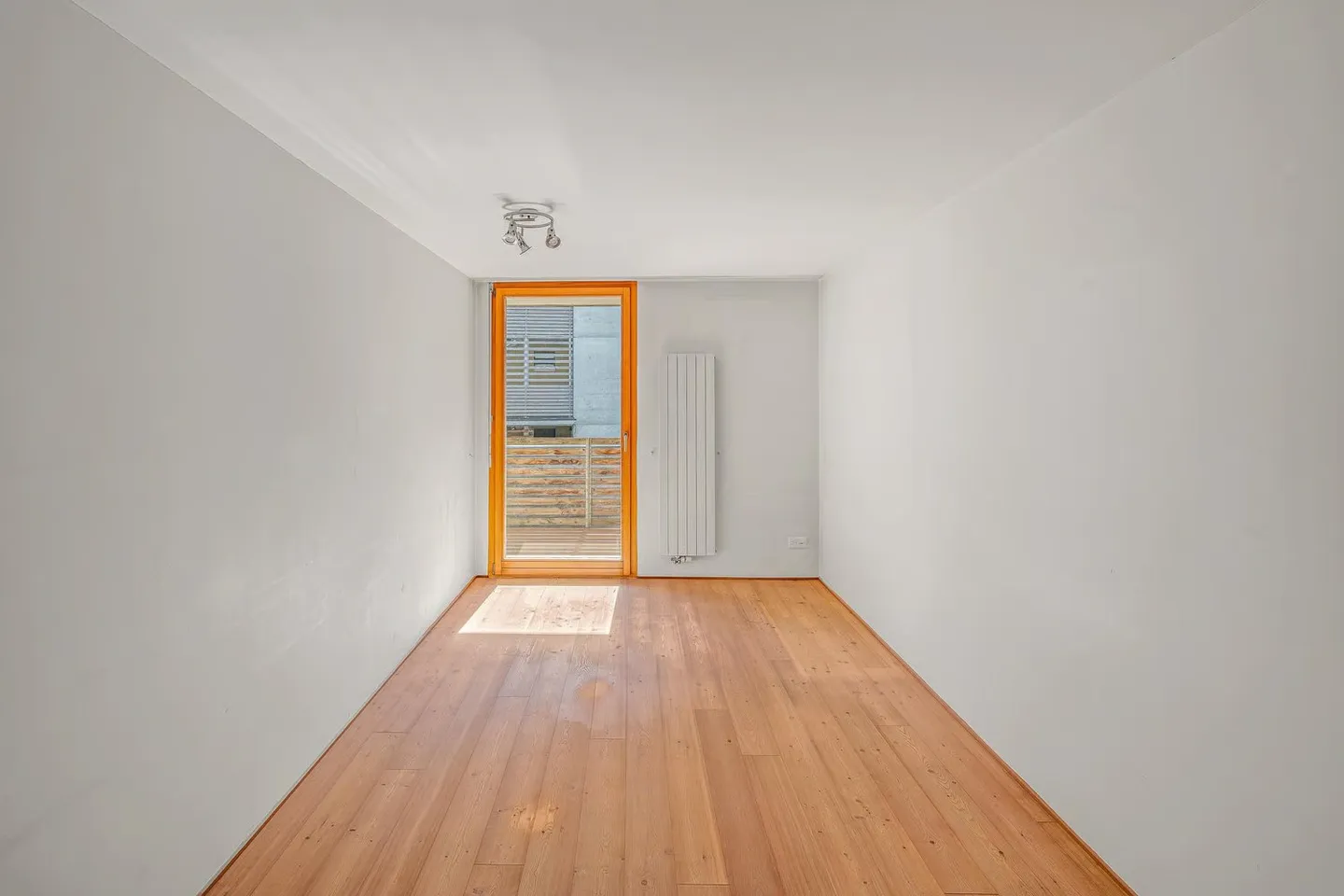 Geräumige Wohnung mit sonniger Terrasse - Foto 7 von 8