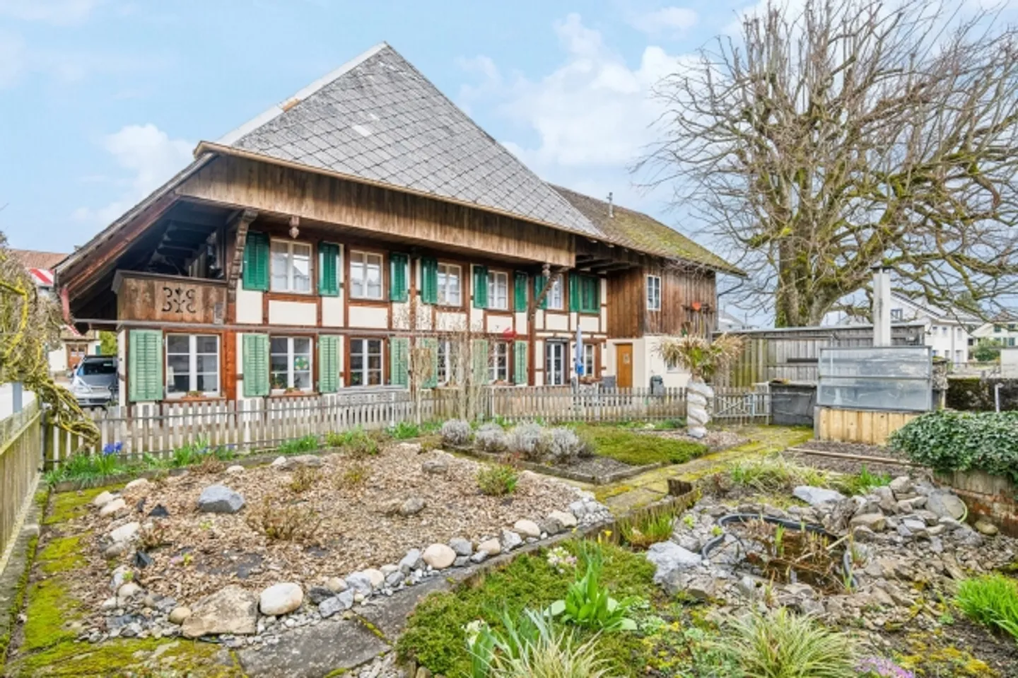 The perfect opportunity - Converted farmhouse with plenty of space - Photo 2 of 12