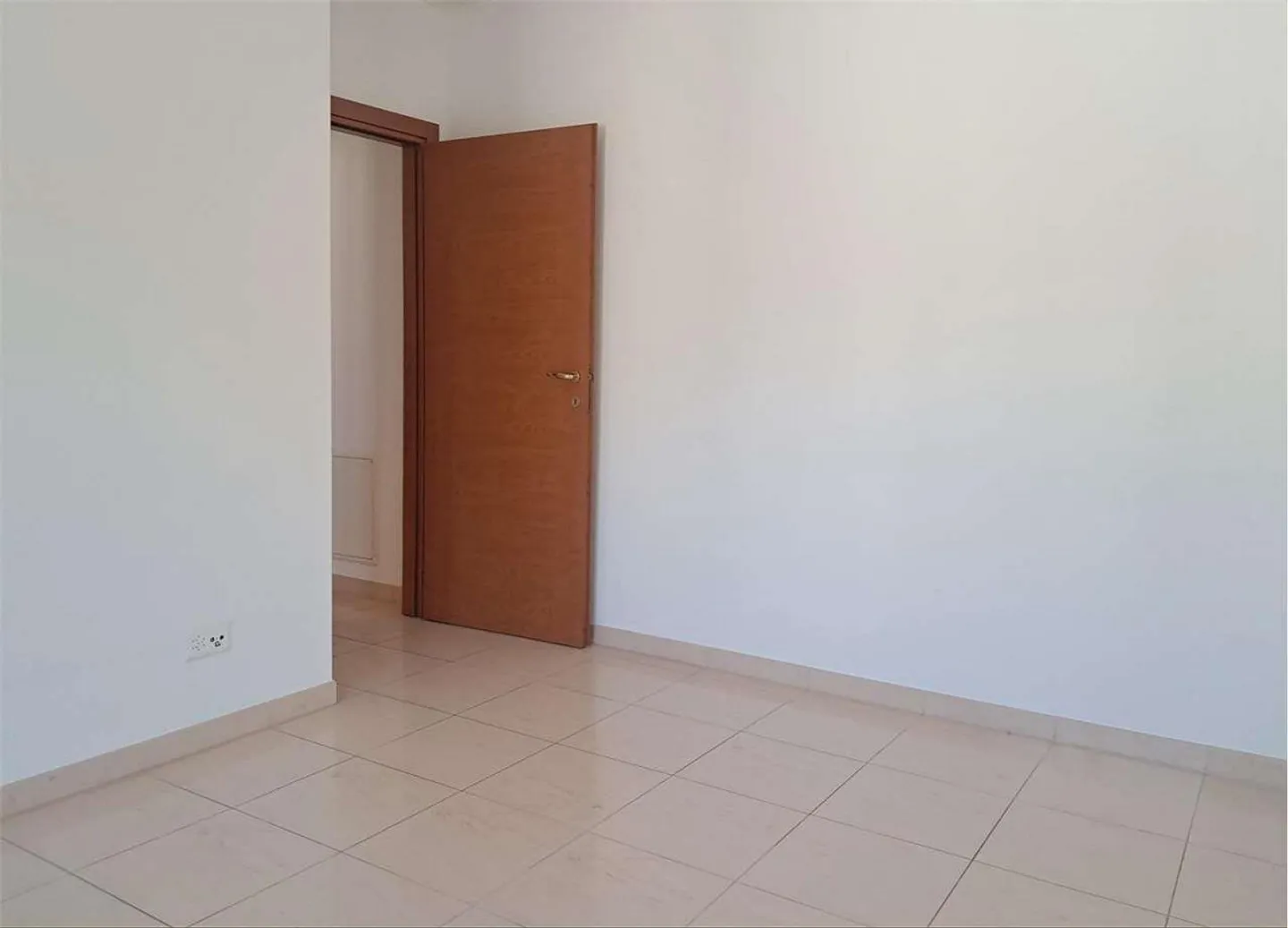 Bioggio: spacious attic of 4.5 rooms with lake view in a two-family house - Photo 6 of 13