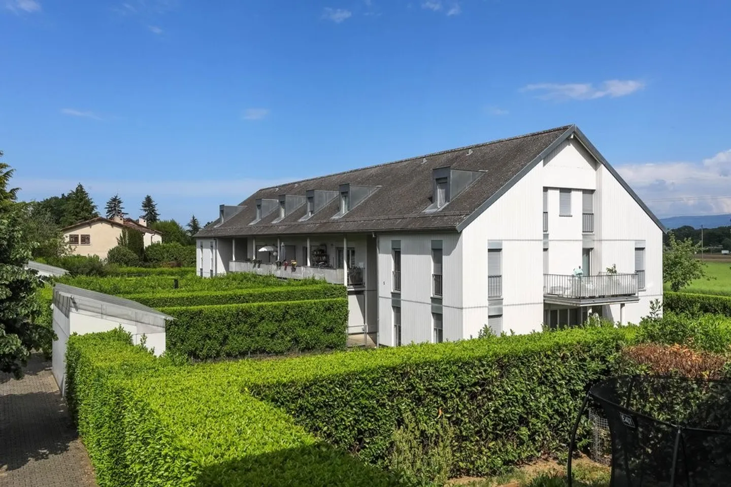 Magnifique appartement de 5 pièces avec jardins à Collex - Photo 1 sur 10