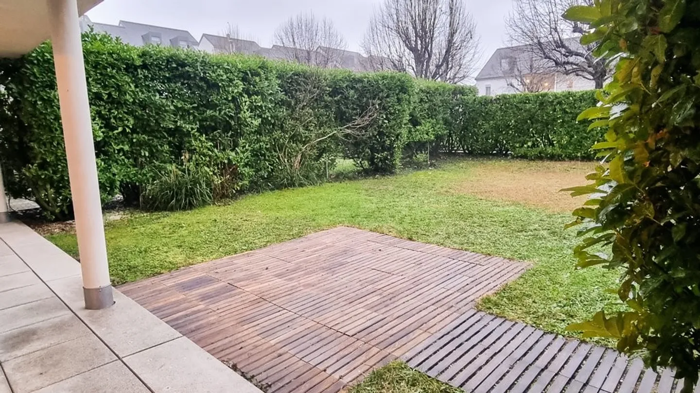 Magnifique appartement de 5 pièces avec jardins à Collex - Photo 9 sur 10