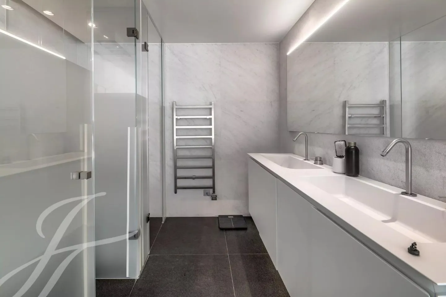 6-room apartment - Photo 8 of 13