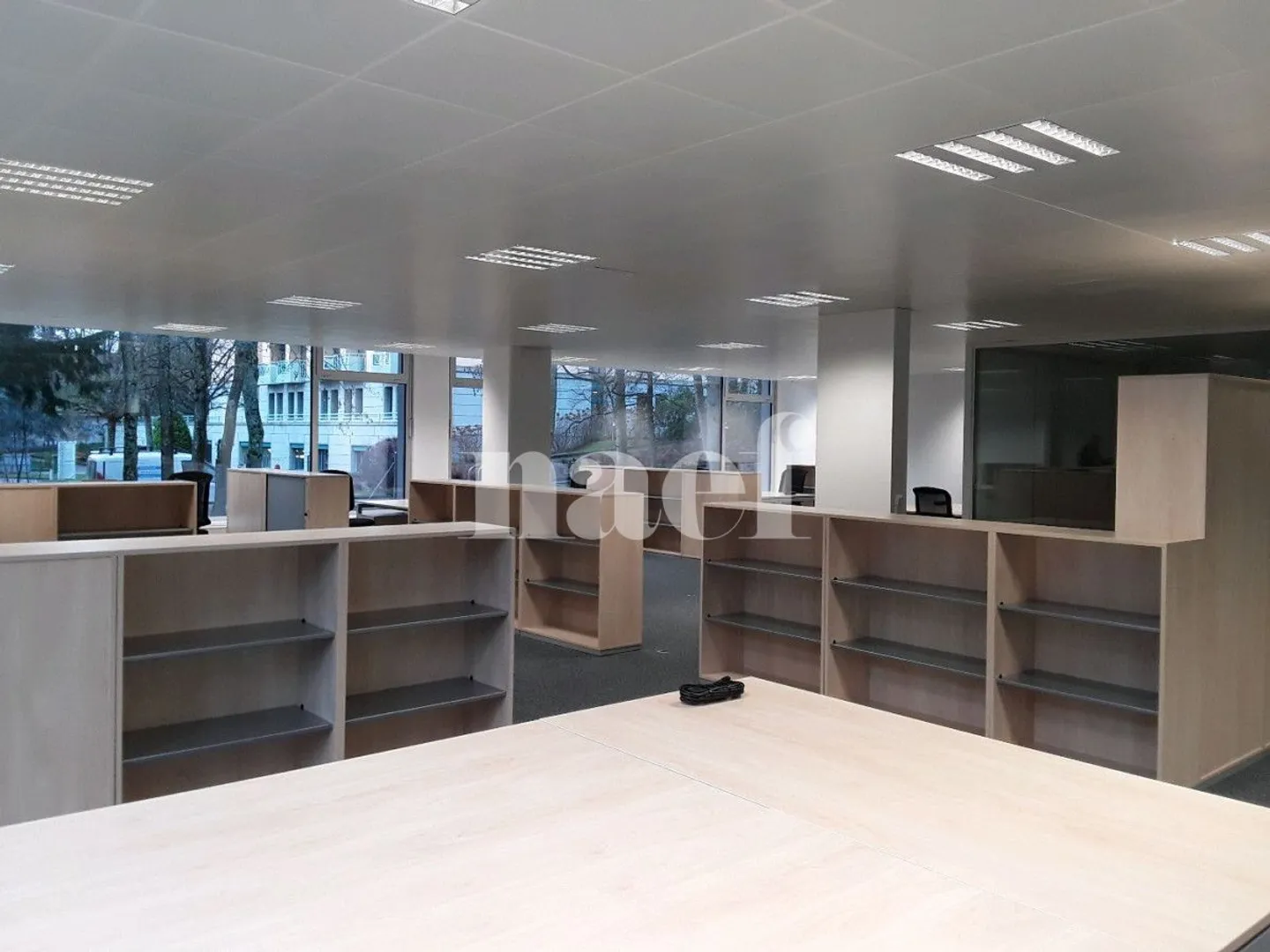 VERSOIX - Bright offices of approx. 262 m² ? Ground floor - Photo 5 of 7