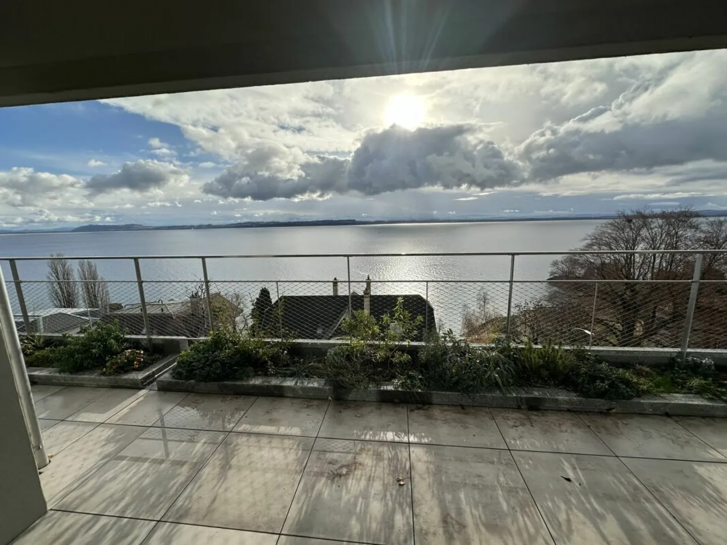 Appartement de 5.5 pièces entièrement rénové - Photo 12 sur 13