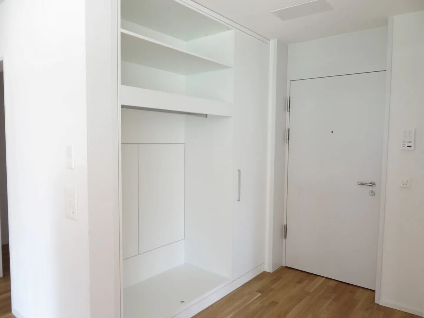 Vivere moderno con loggia - Foto 7 di 8