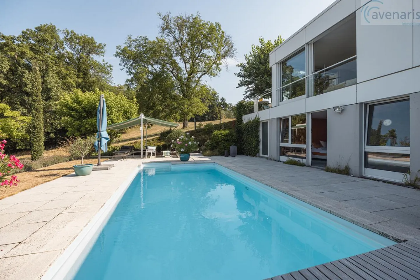 Exklusive Villa mit atemberaubendem Blick - Foto 3 von 16