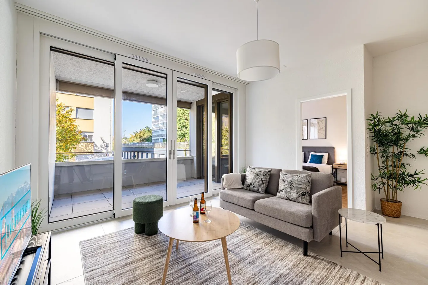 Appartement moderne d'une chambre avec balcon à Crissier -- Lausanne - Photo 2 sur 7