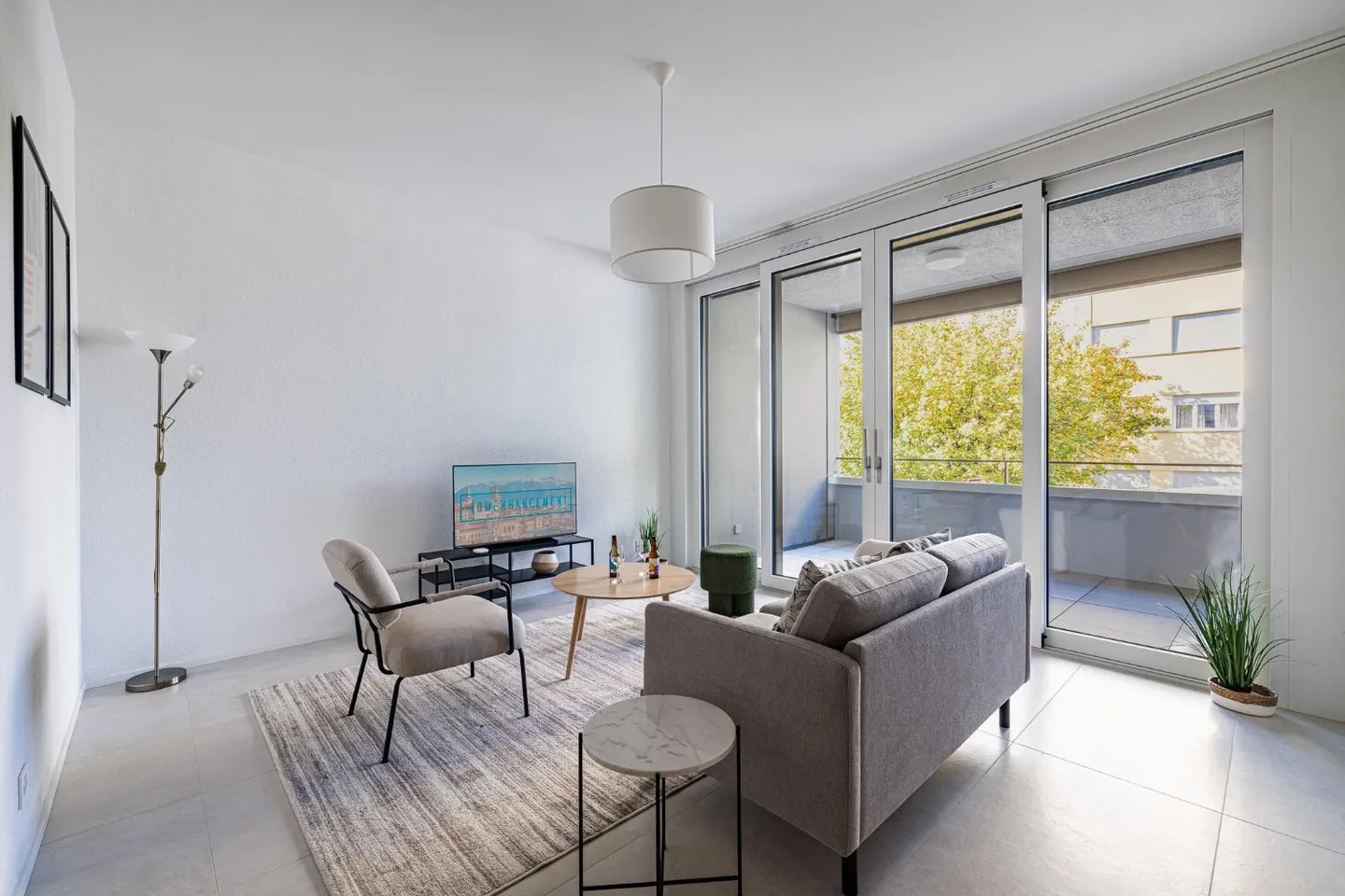 Appartement moderne d'une chambre avec balcon à Crissier -- Lausanne - Photo 1 sur 7