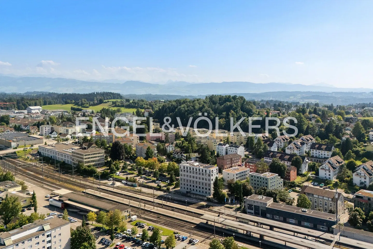 Première location : Vie exclusive au-dessus des toits - Photo 7 sur 8